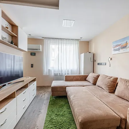 Apartmán La Dolce -massage Shower With Ac, Balcony Near The Park Budapešť